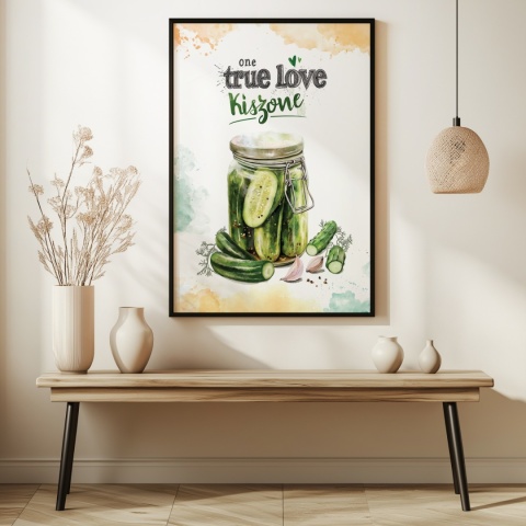 Plakat „One True Love – Kiszone klasycznie” – słoik kiszonych ogórków z czosnkiem i przyprawami w stylu akwarelowym